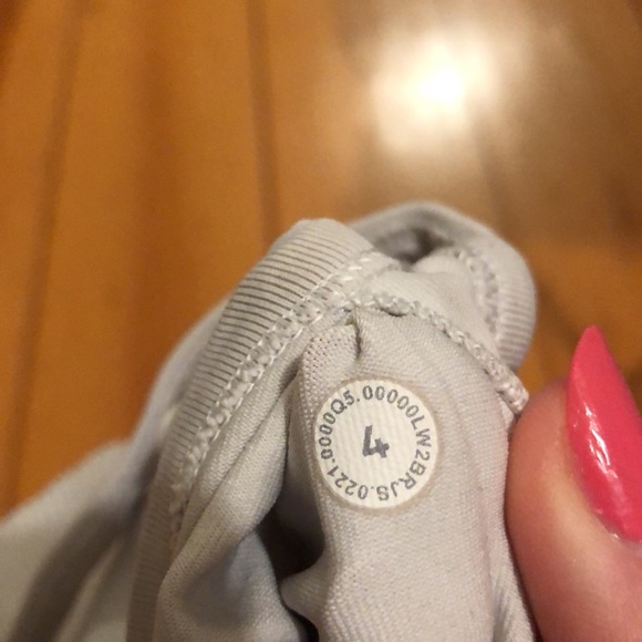 White sports bra - Picture 5 of 5